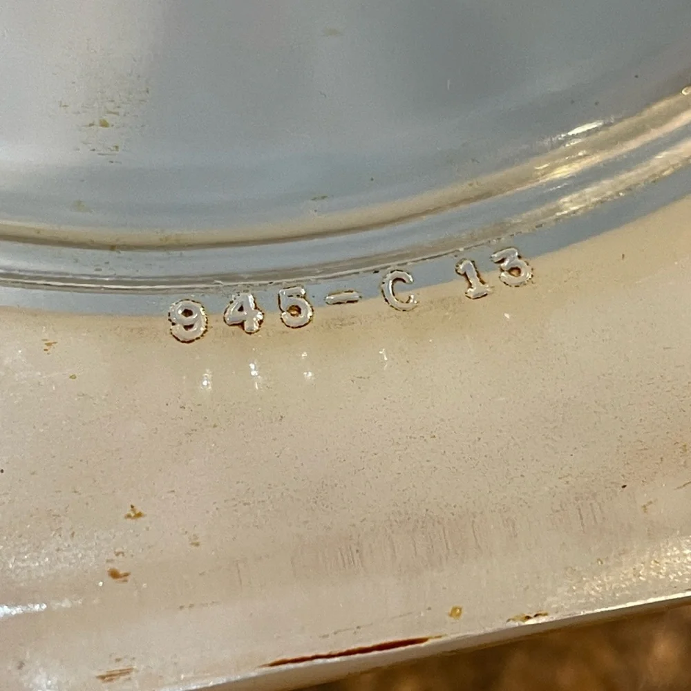 Vintage Pyrex Old Orchard Baking Dish w/clear‎ lid 2 1/2 quart